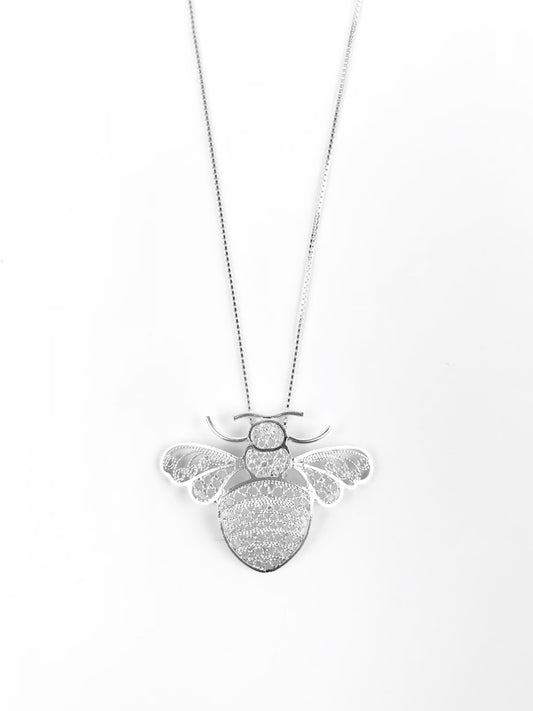 Madhu necklace