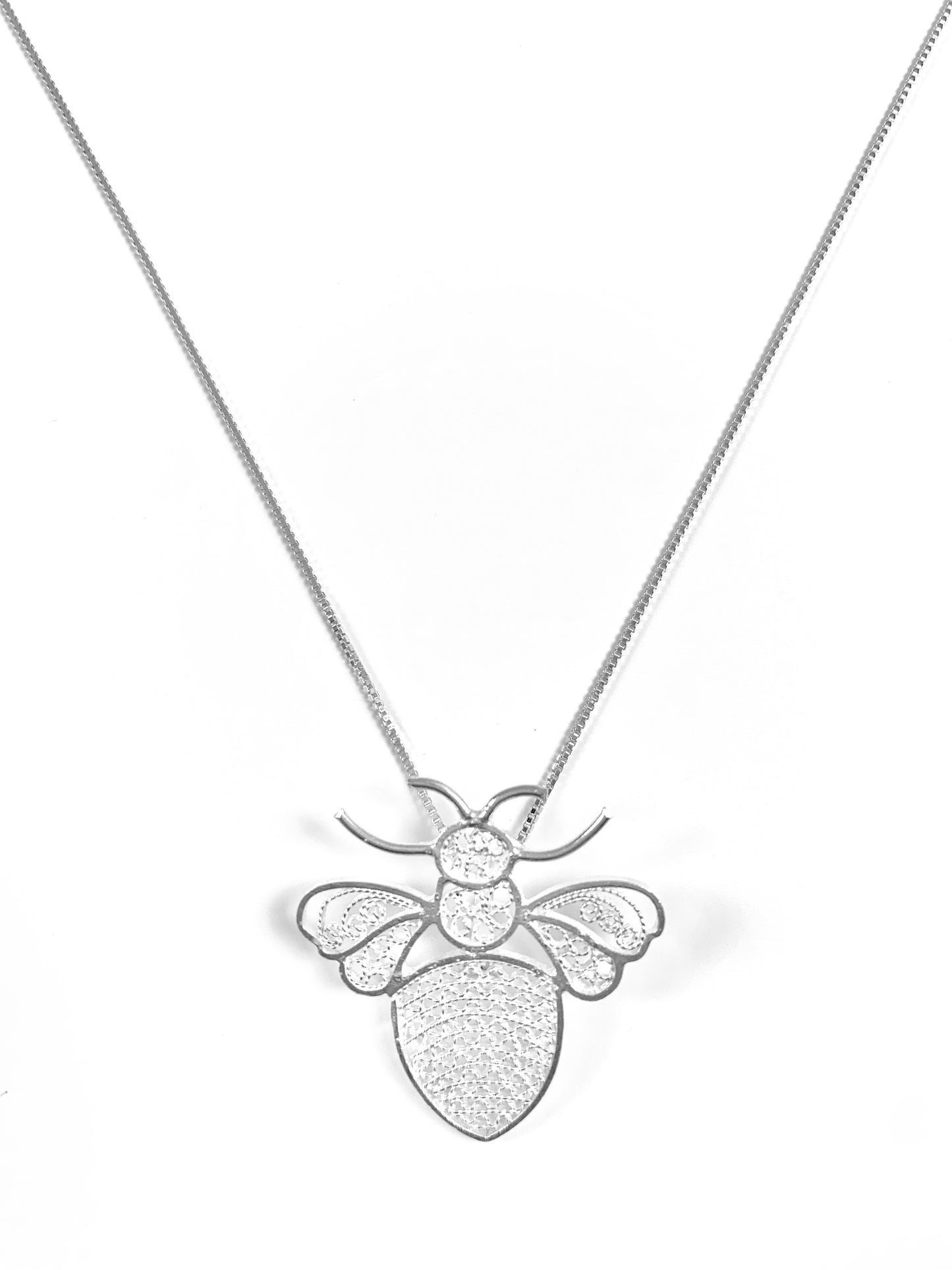 Madhu necklace